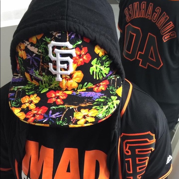 Meet Your Posher, Chelsie! - Picture 4 of 6